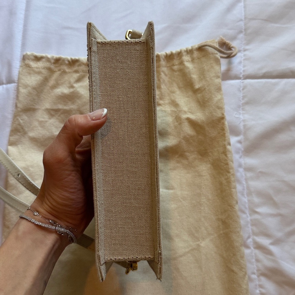 Jacquemus Cream Mini Bag like new 💯 authentic - Picture 3 of 15